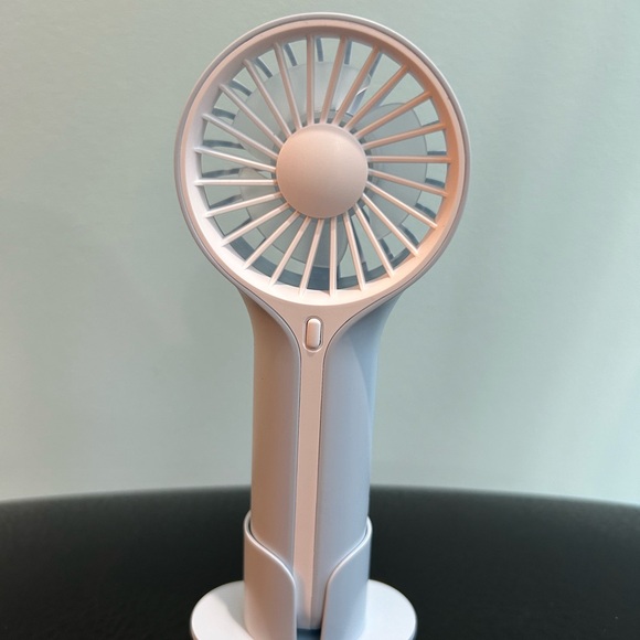 Personal fan - Picture 2 of 3